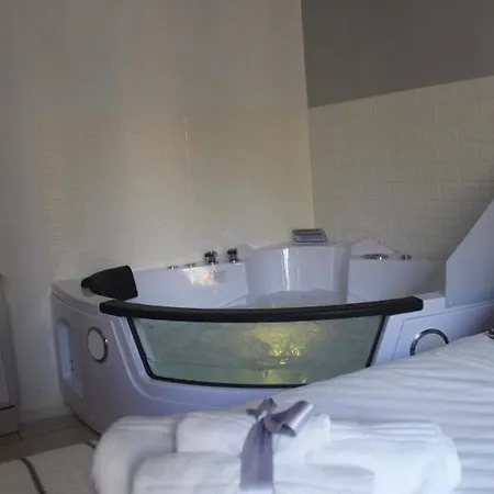 Casa de Férias De Gasperi House- Elegante Appartamento,con Terrazza,nel Cuore Di *