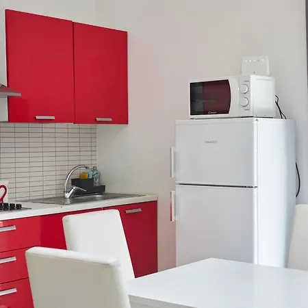 Casa de Férias De Gasperi House- Elegante Appartamento,con Terrazza,nel Cuore Di *